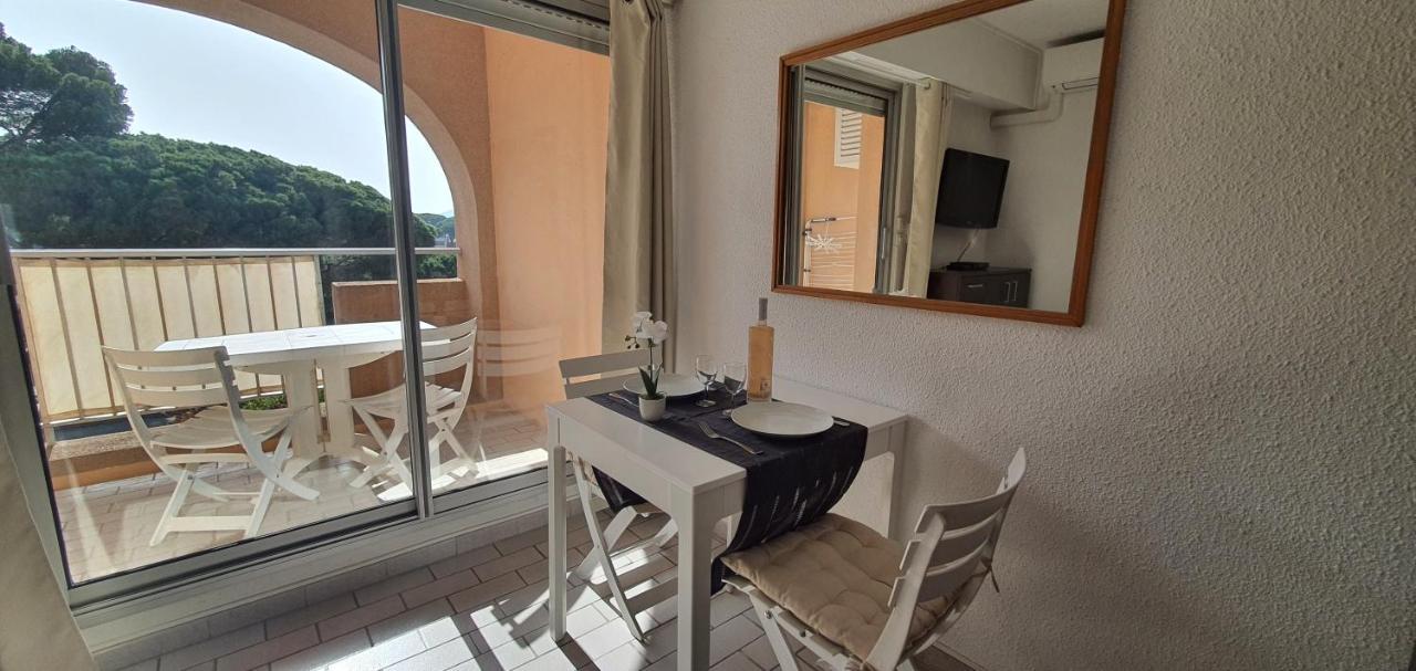 L'Etoile Sous Les Pins - La Loge Apartment Hyeres Ngoại thất bức ảnh