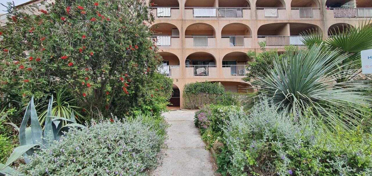 L'Etoile Sous Les Pins - La Loge Apartment Hyeres Ngoại thất bức ảnh