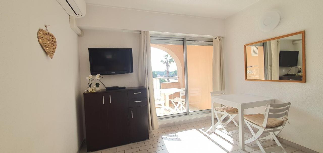 L'Etoile Sous Les Pins - La Loge Apartment Hyeres Ngoại thất bức ảnh