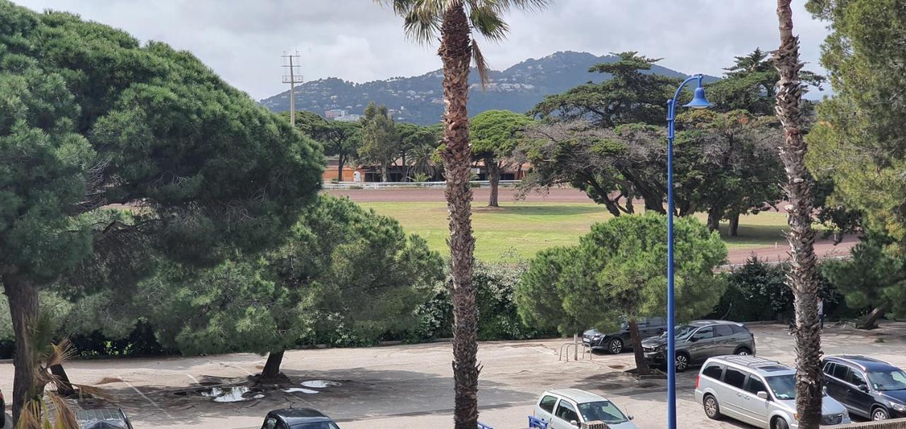 L'Etoile Sous Les Pins - La Loge Apartment Hyeres Ngoại thất bức ảnh
